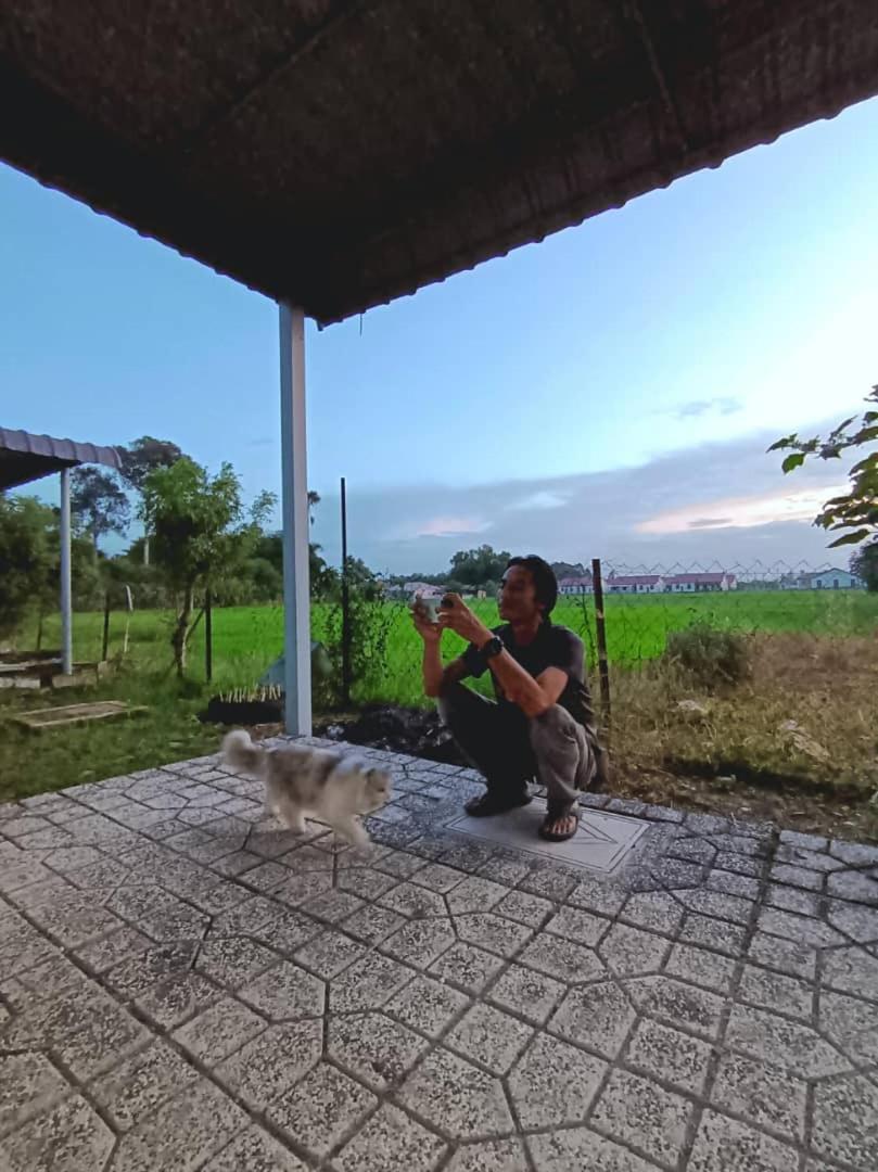 Ebnur Homestay Arau Zewnętrze zdjęcie