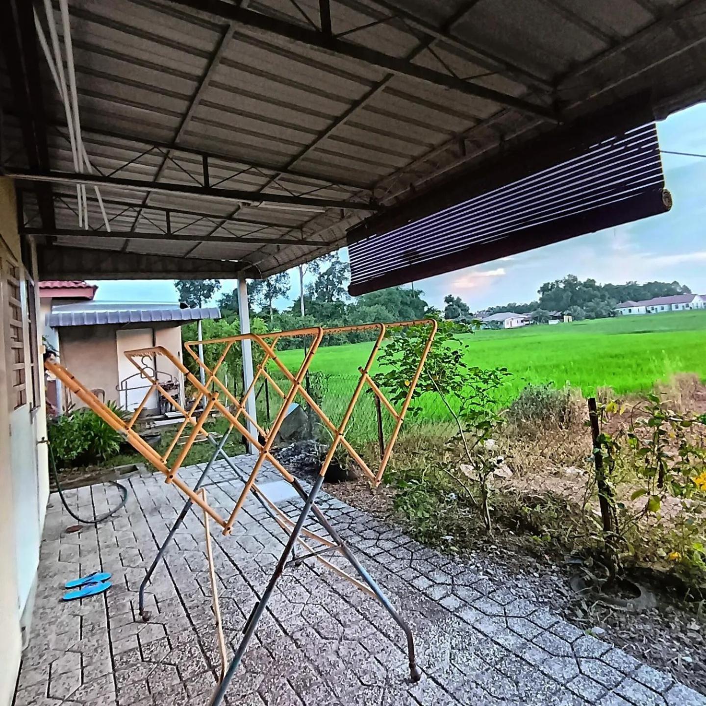 Ebnur Homestay Arau Zewnętrze zdjęcie