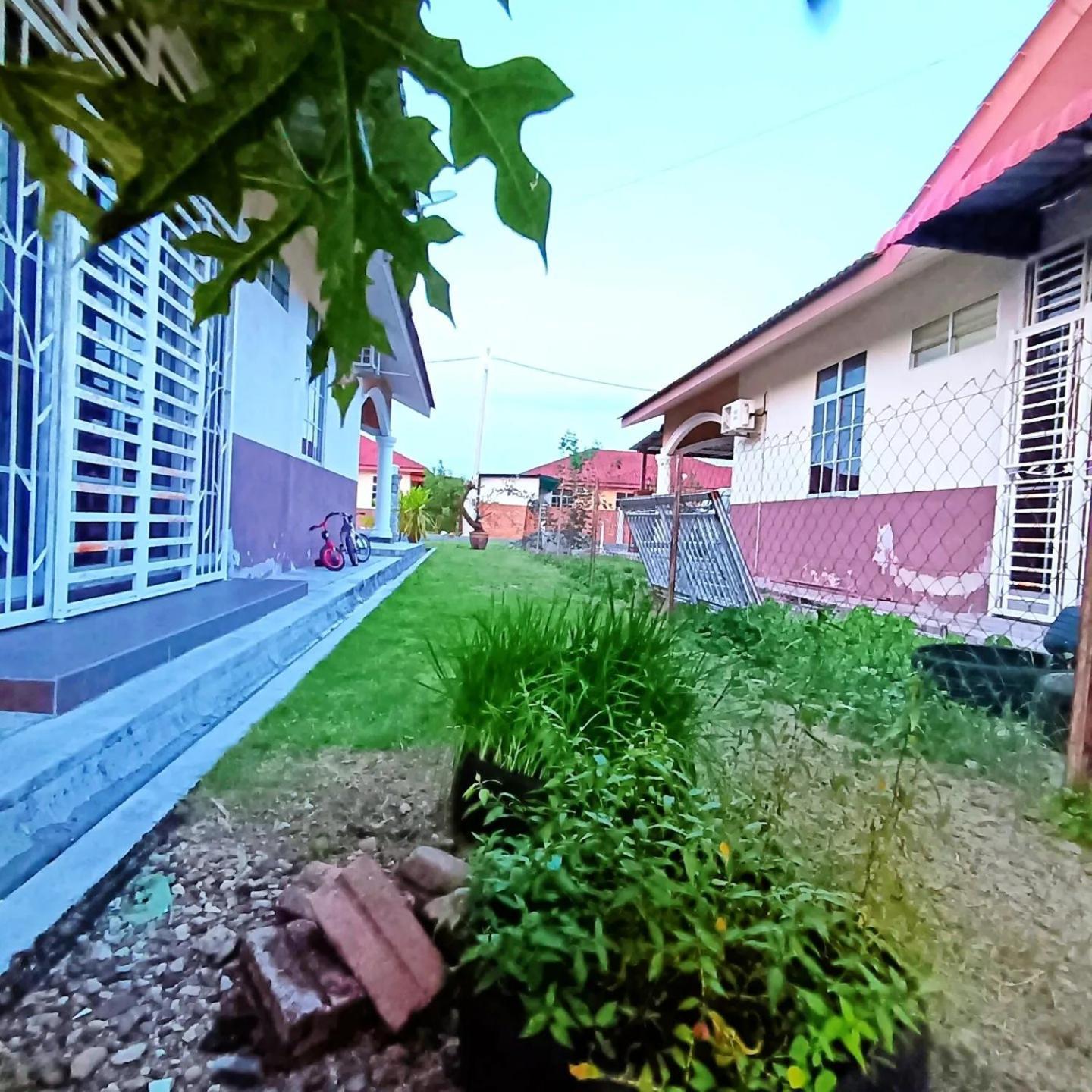 Ebnur Homestay Arau Zewnętrze zdjęcie