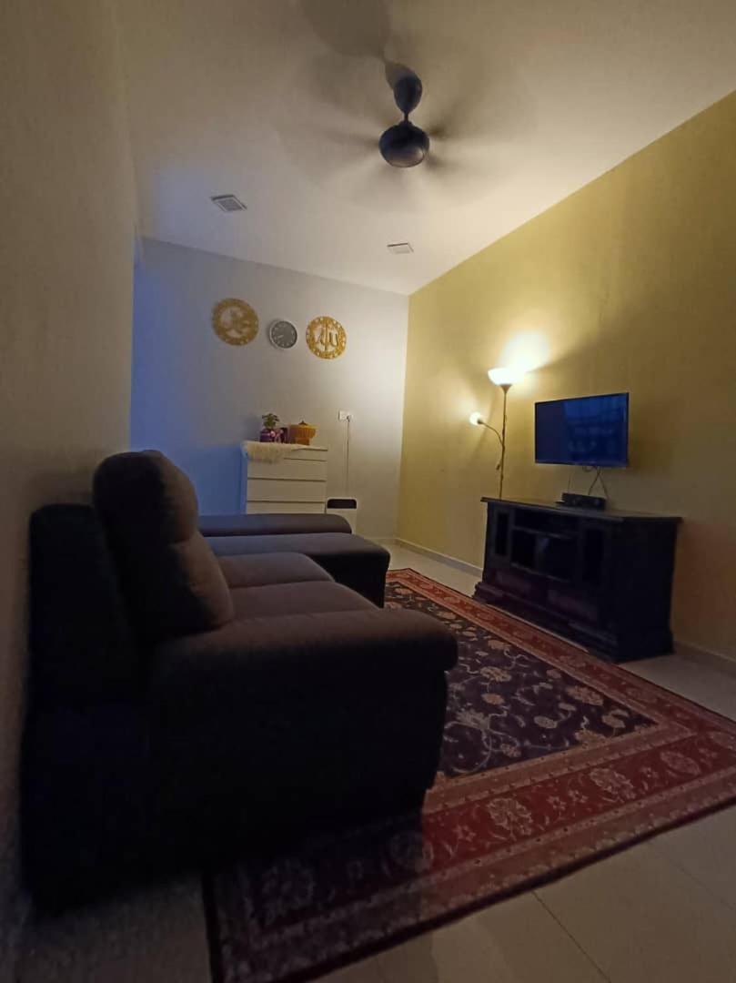 Ebnur Homestay Arau Zewnętrze zdjęcie